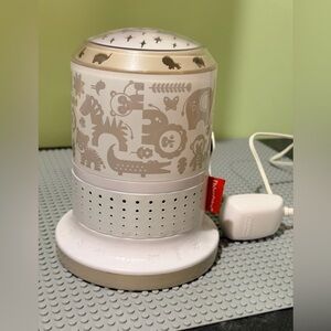 Fisher Price Baby Sound Machine Smart Connect Deluxe Soother Night Light